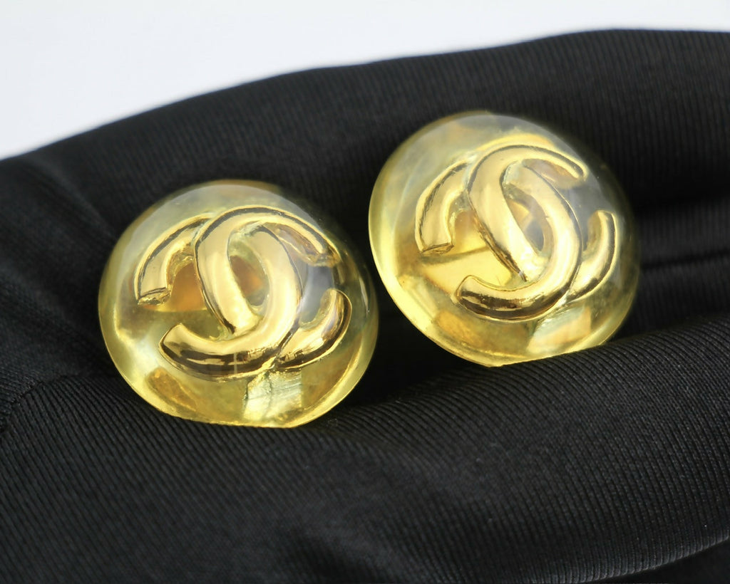 Chanel Vintage 1988 Gold-plated & Resin Round Clip-on earrings