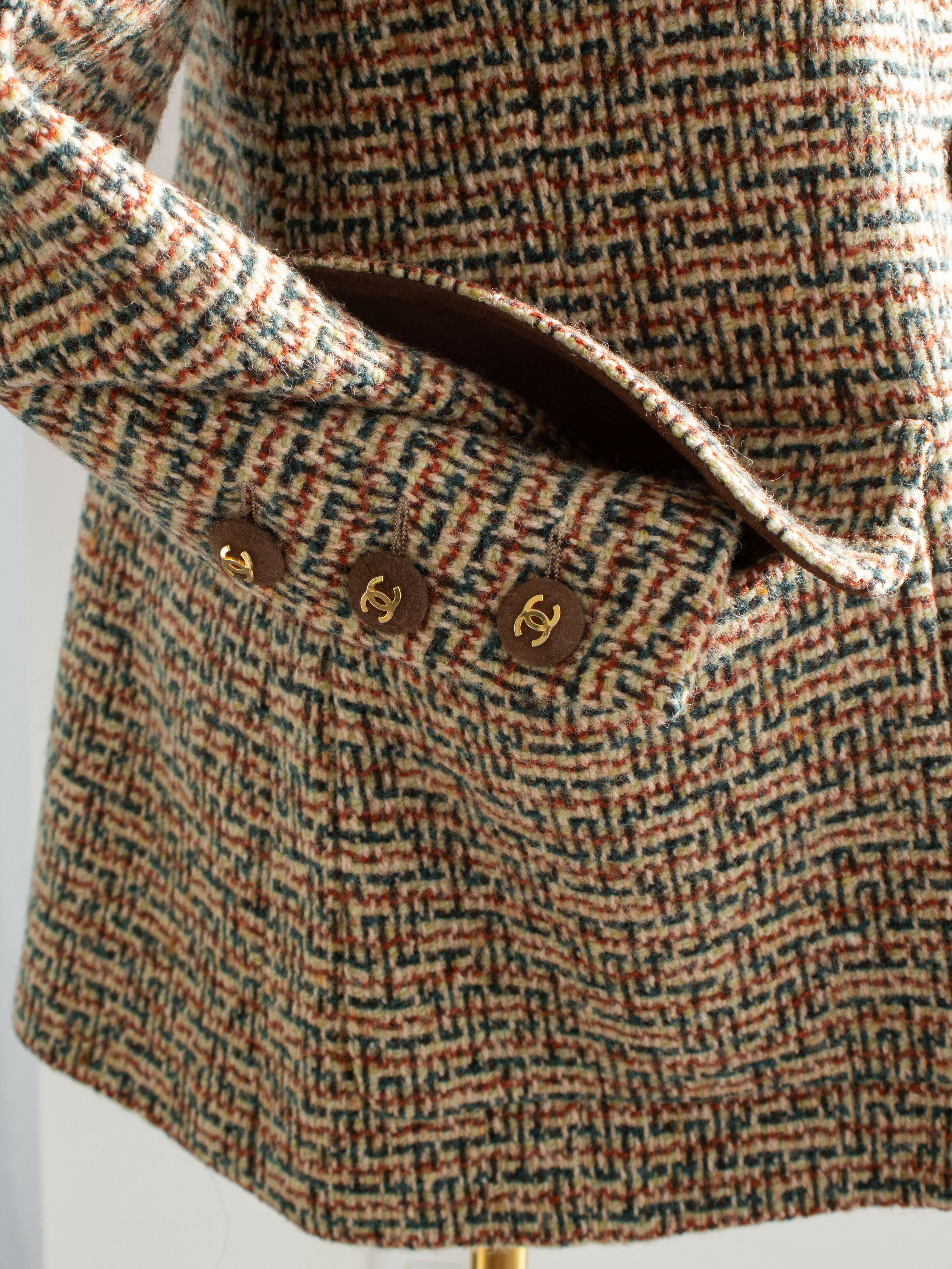 Chanel Vintage F/W 1992 English Tweed Suede Brown CC Gold Runway Jacket