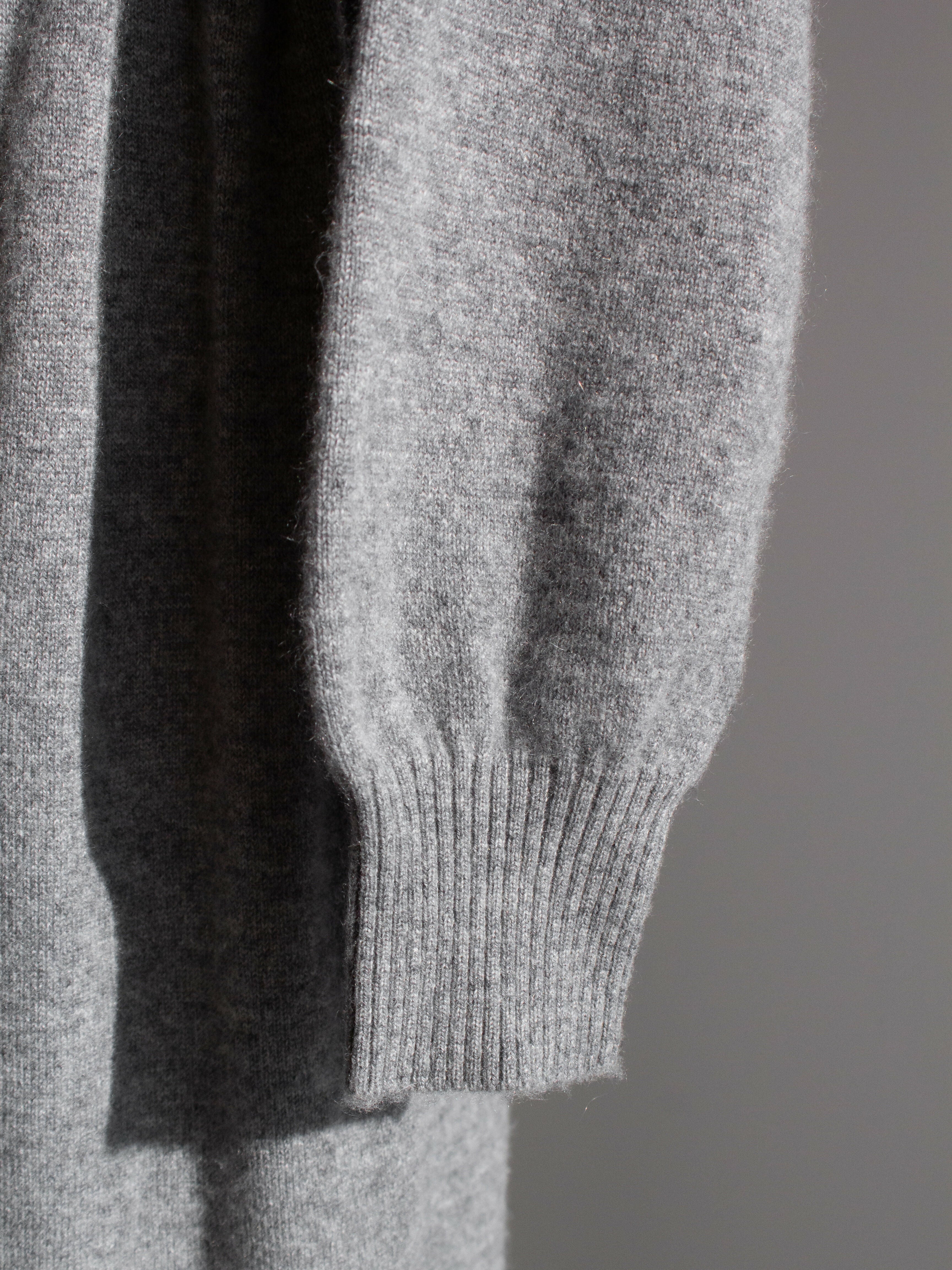 Rare Chanel F/W 1991 Grey White Pearl CC Cashmere Linda 91A Jumpsuit