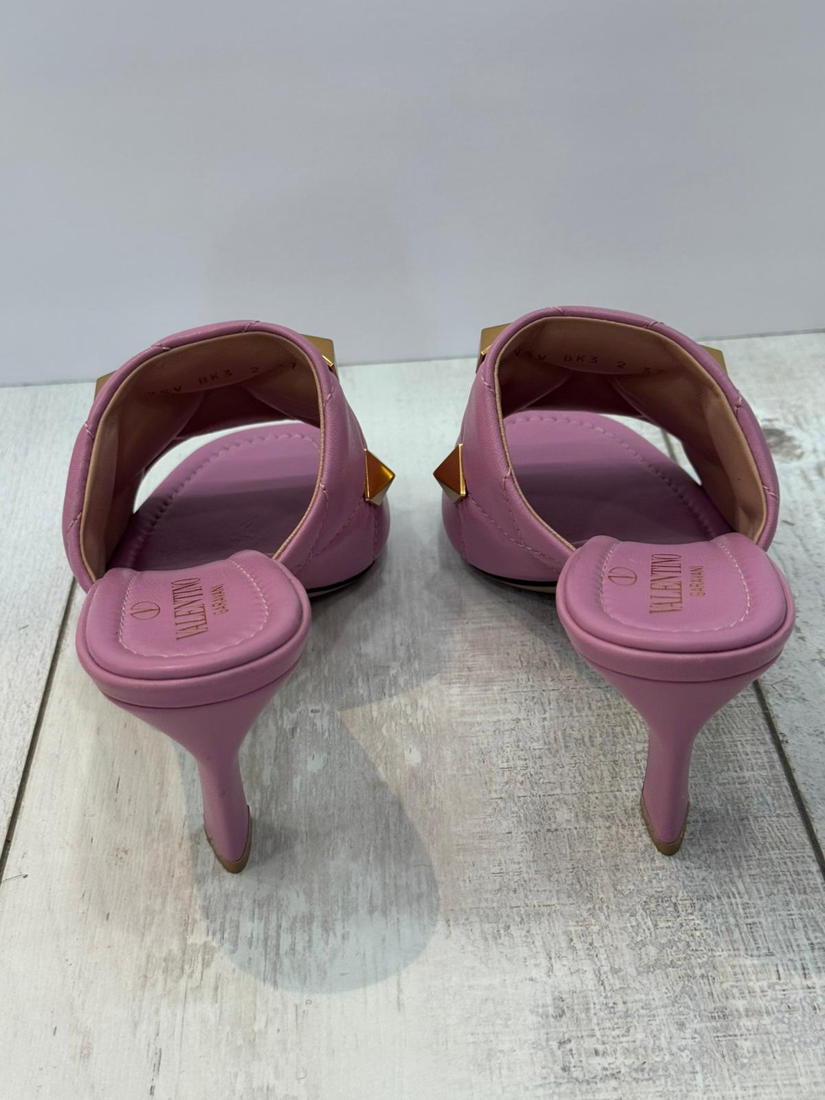 VALENTINO GARAVANI NAPPA QUILTED ROMAN STUD SLIDE
