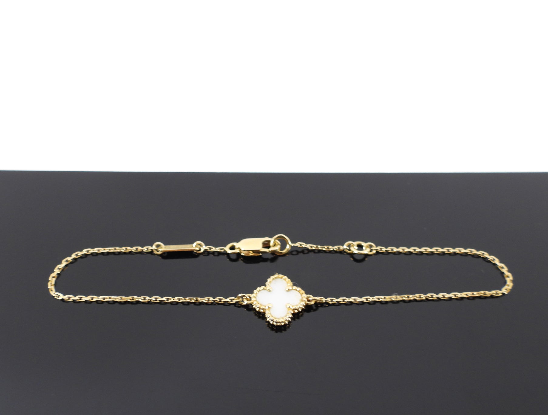 Van Cleef & Arpels Sweet Alhambra Bracelet 18k Yellow Gold and MOP