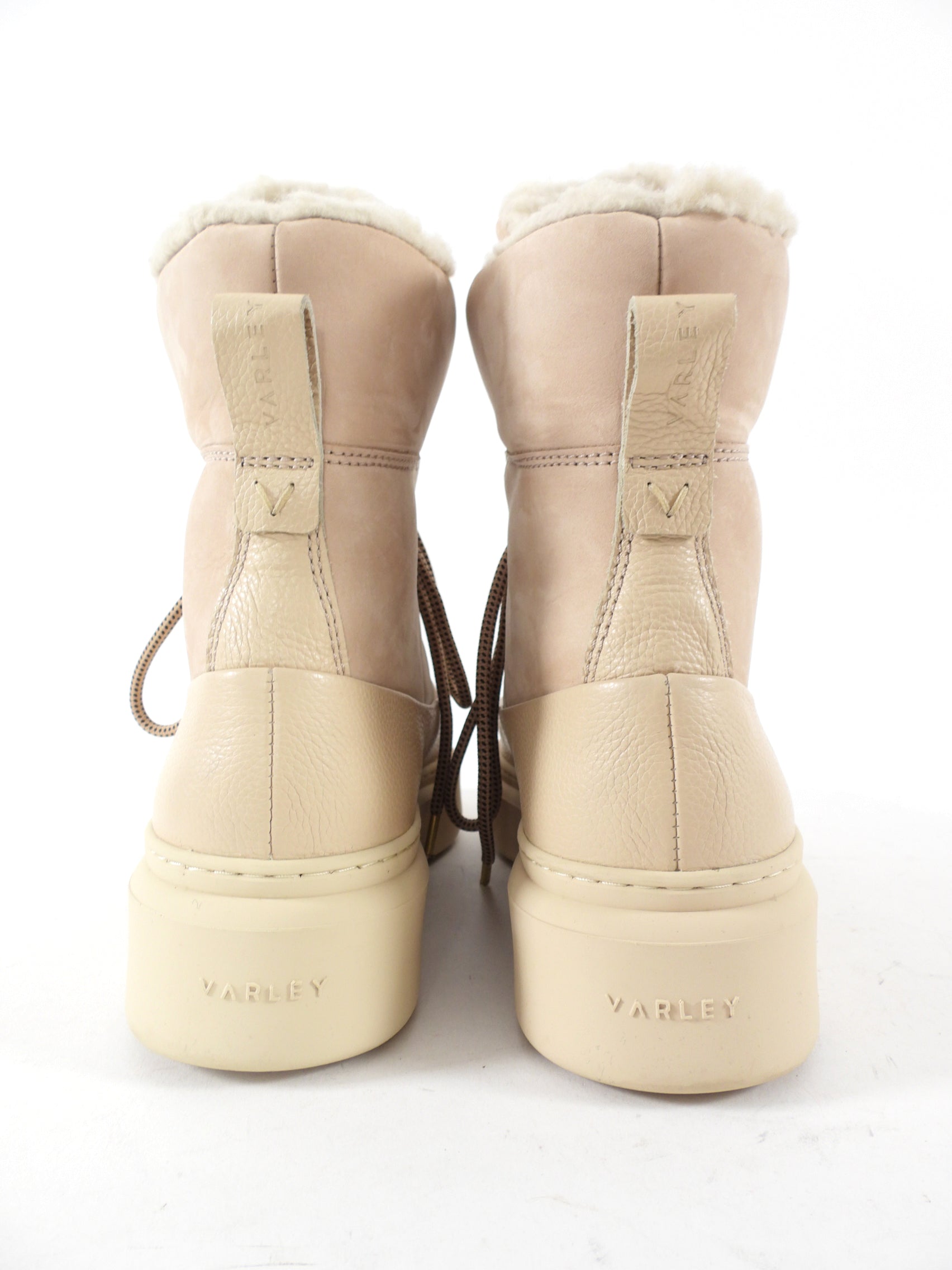 Varley Beige Selva Alpine Shearling Winter Boot - 37
