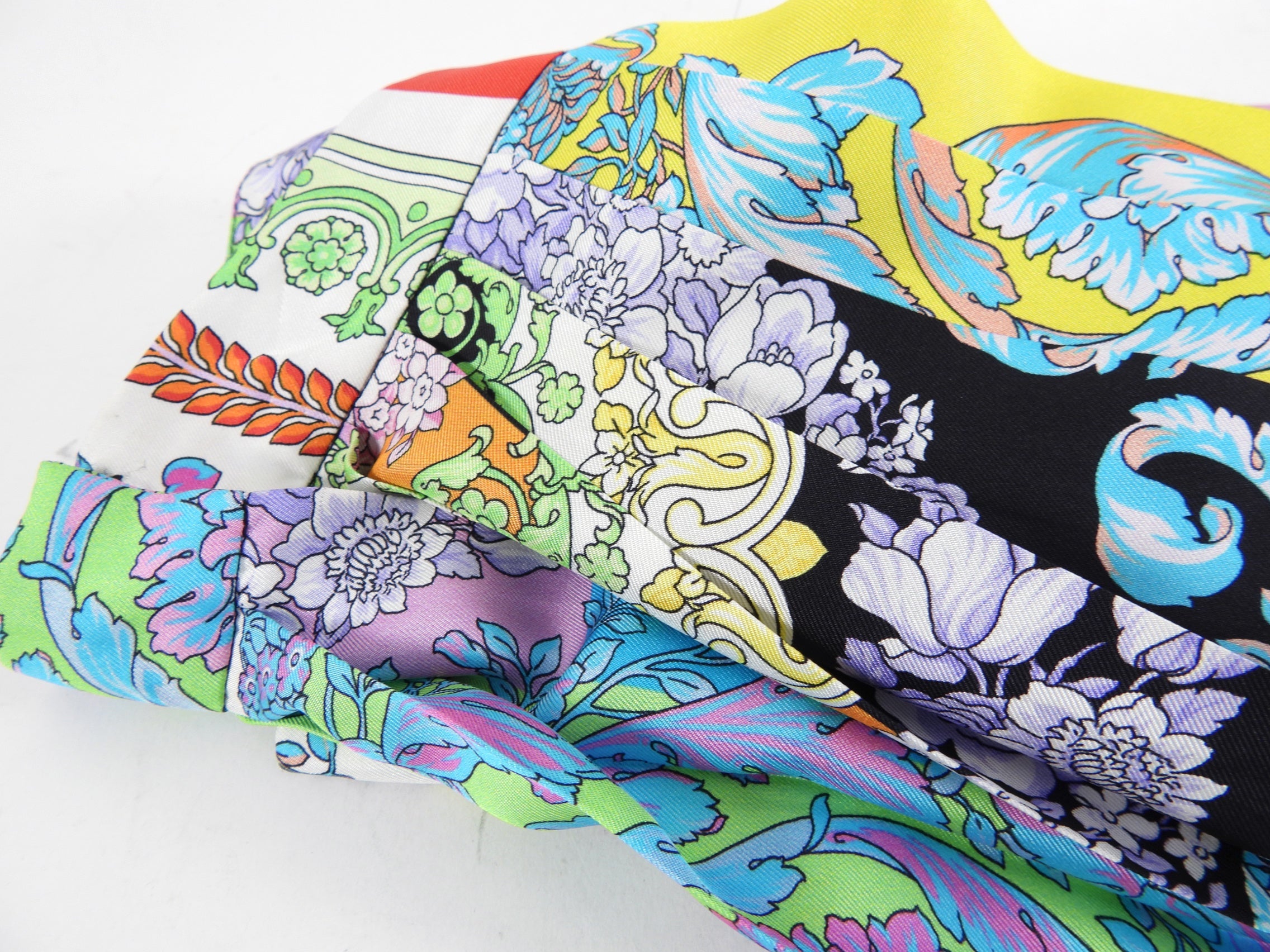 Versace Blue Muti Barocco Print Silk Pleat Mini Skirt - IT40 / 4