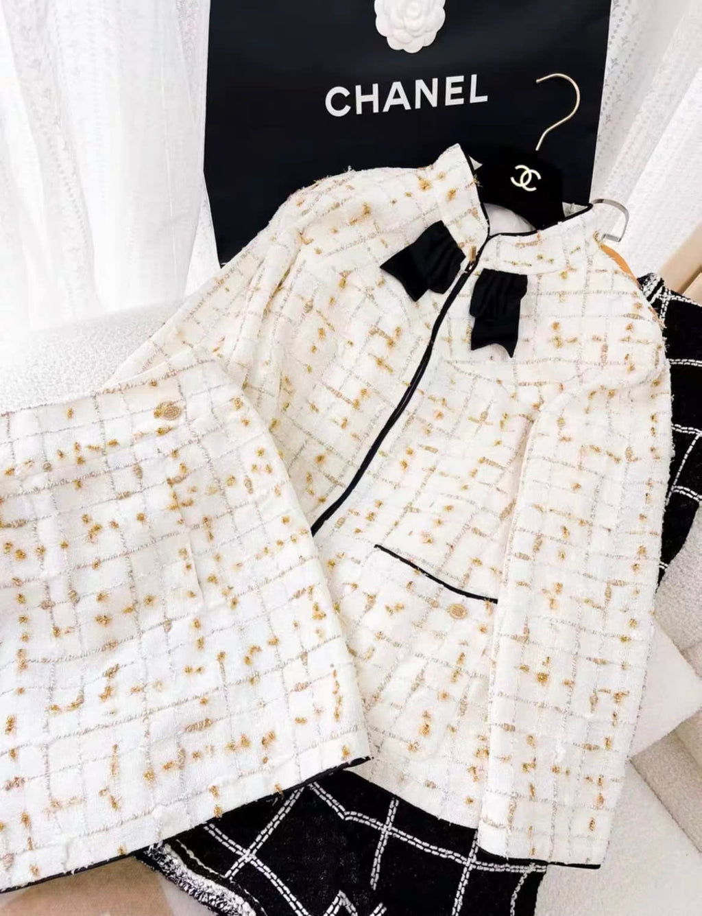 Chanel 19SS jacket and skirt set 36FR