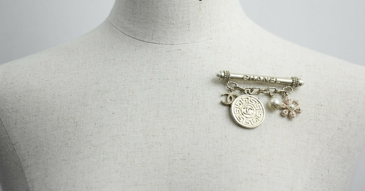 Chanel B18C Metal Wheat Ear Coin Flower Chain Brooch