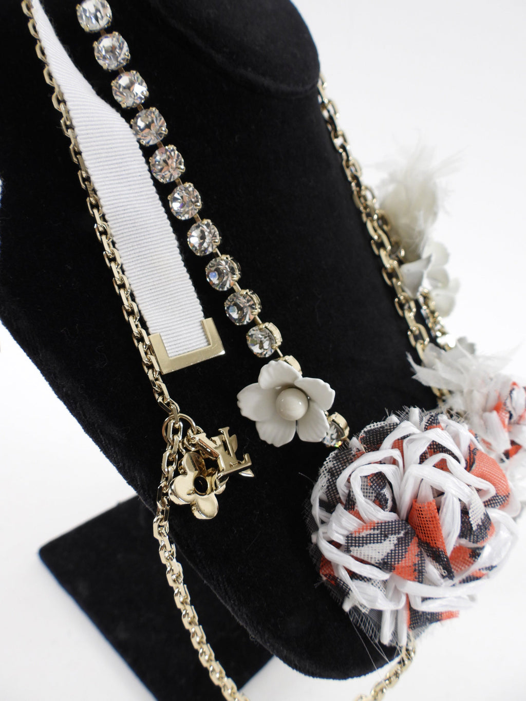 Louis Vuitton Vintage Fall 2005 Red and White Chain Crystal Flower Ribbon Necklace