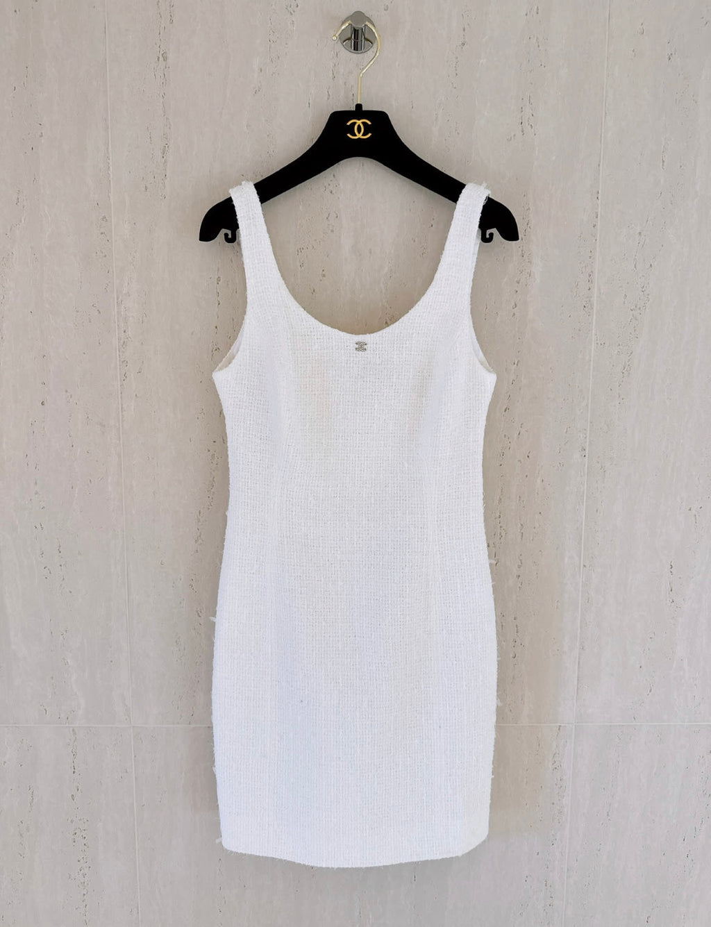 Chanel 23M Coco Beach tweed white dress size 36