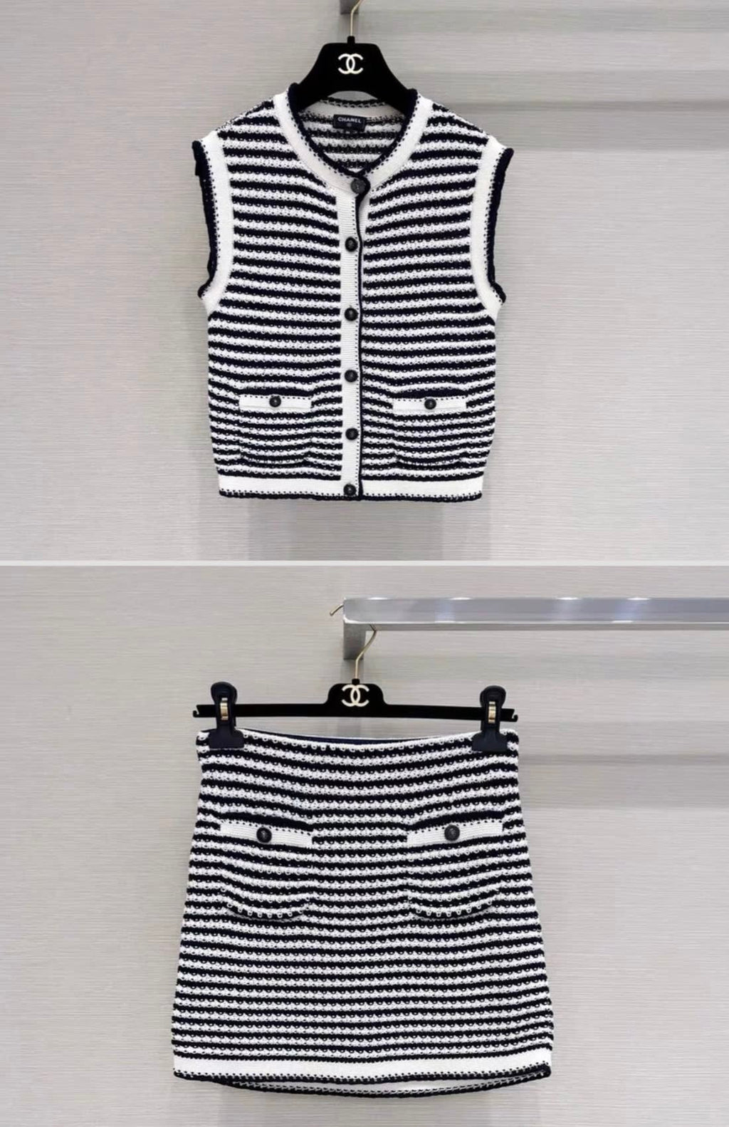 Chanel 22SS  black and white striped vest + skirt, fr36