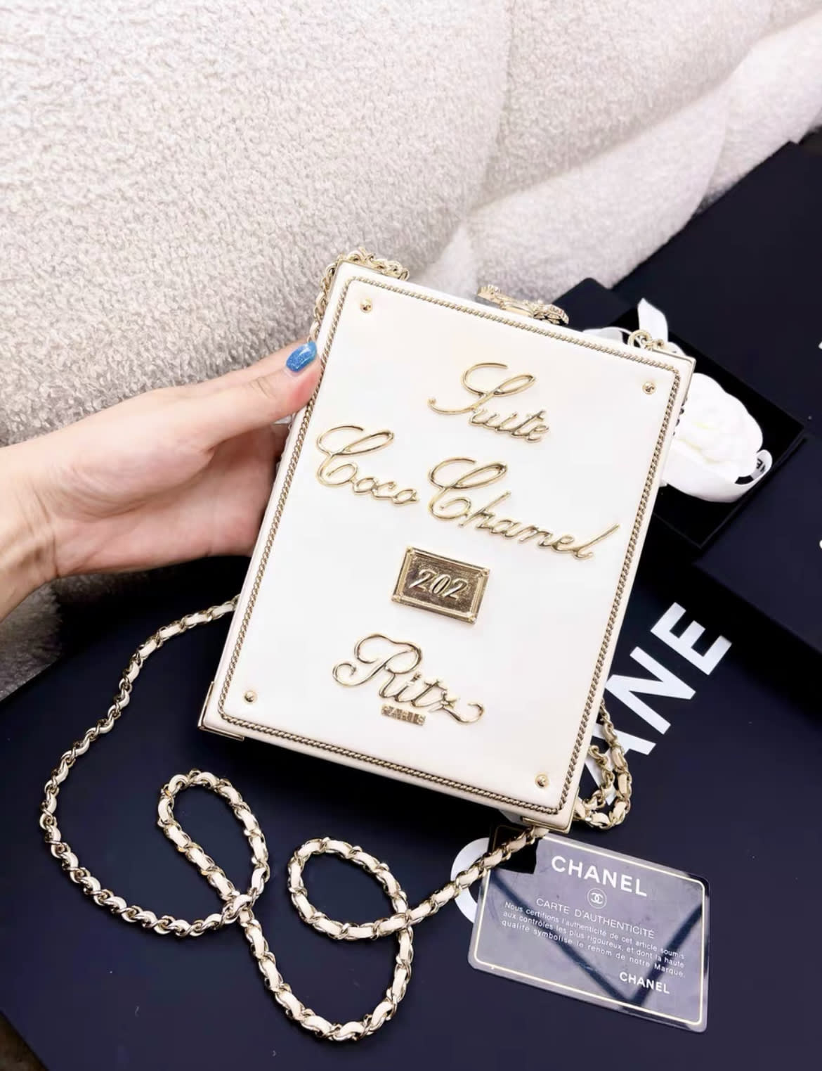 CHANEL MINAUDIÈRE LIMITED EDITION CHANEL COCO CHANEL SUITE 202 RITZ PARIS GOLD-TONE HARDWARE