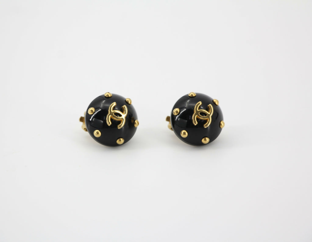 Chanel Vintage 96C Resin Dot Black Bean Clip-on Earrings