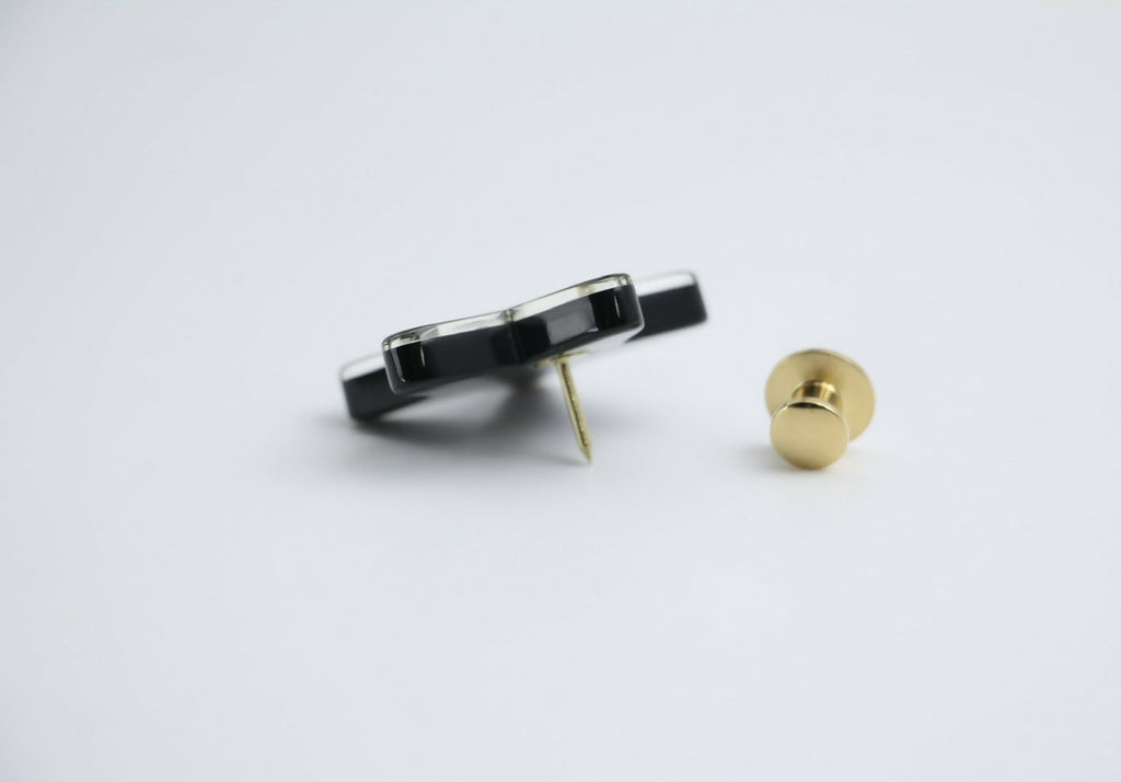 Chanel D21S Resin Black Gold Star Brooch