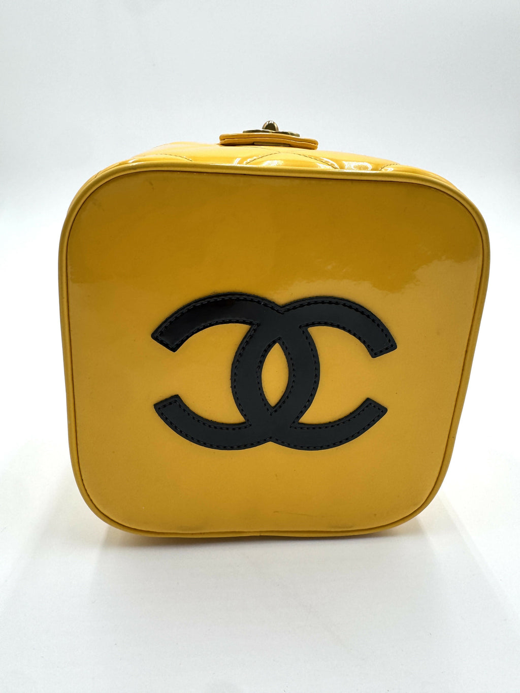Chanel 1995 Vintage Barbie Yellow Heart-Mirror Vanity Case Bag