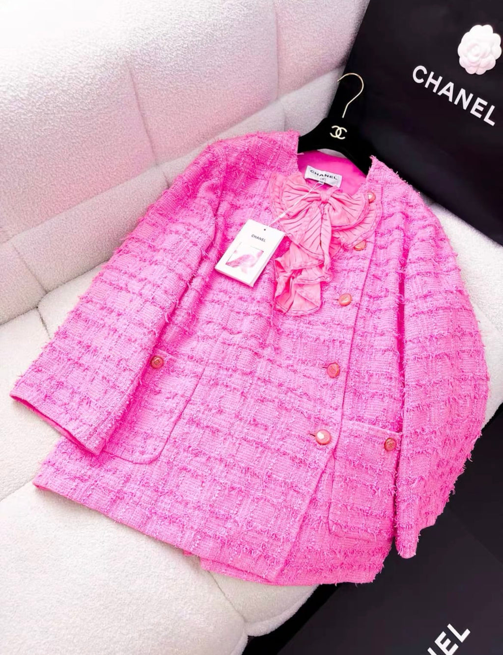 Chanel 23C pink tweed bow jacket