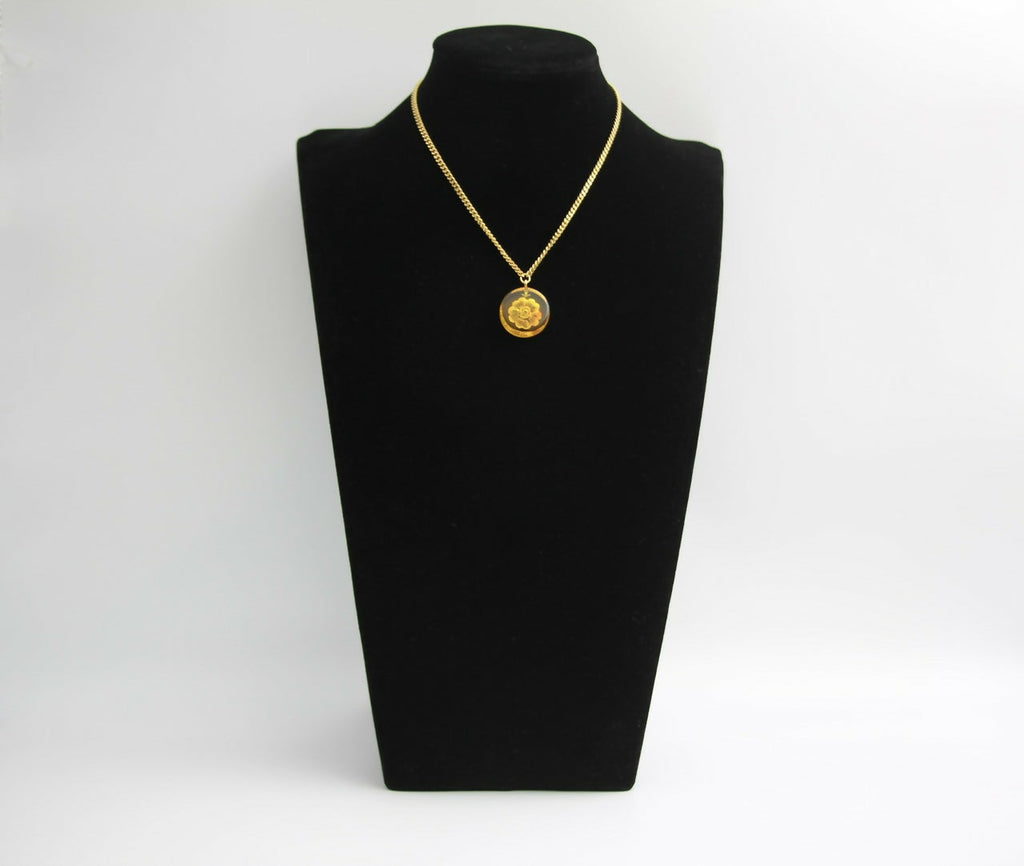 Chanel Vintage 98A Acrylic Light Yellow Brown Camellia Necklace
