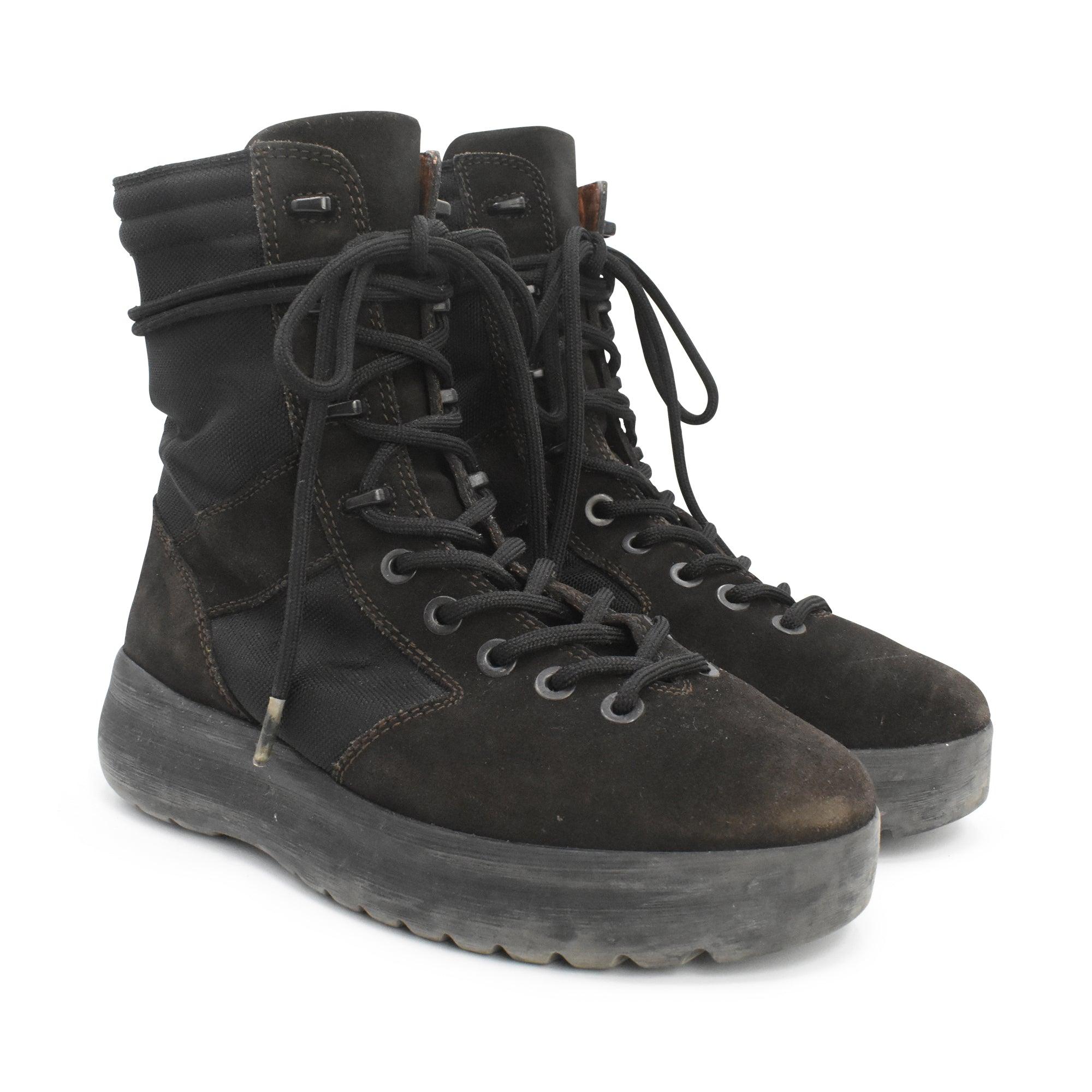 Yeezy Moon Boots - Men's 41