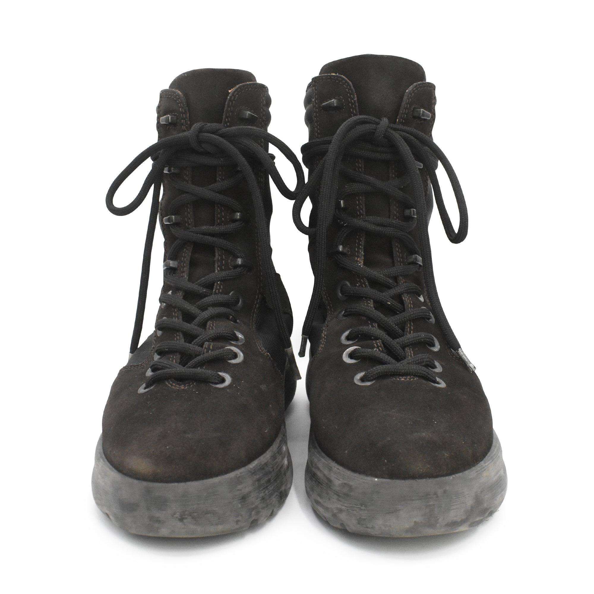 Yeezy Moon Boots - Men's 41