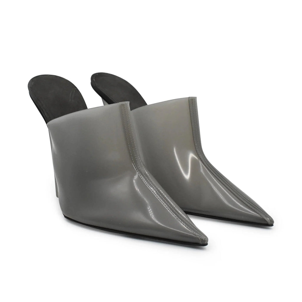 Yeezy Mules - Women's 39