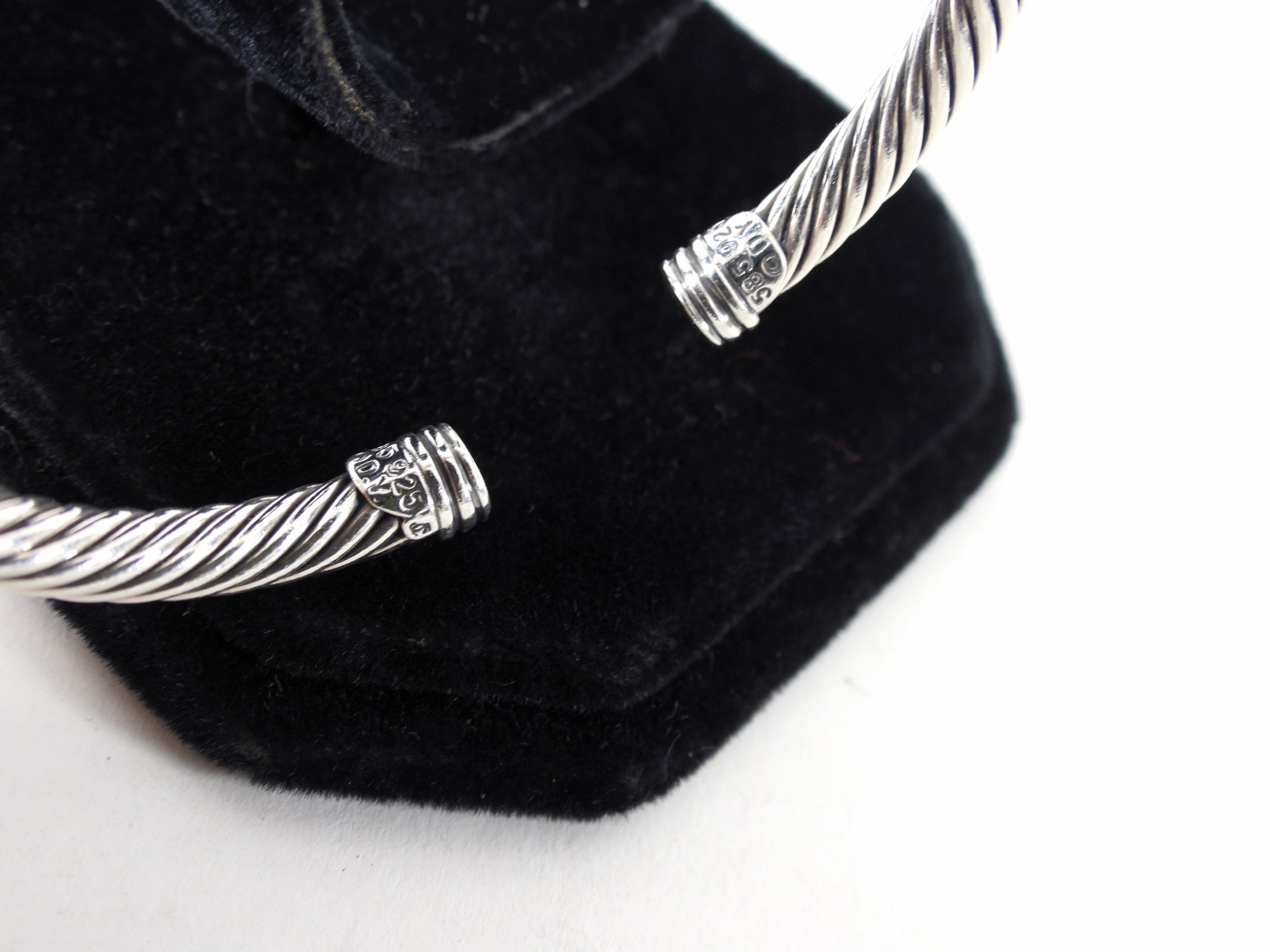 David Yurman Sterling Silver 14k Gold Single Station Cable Cuff