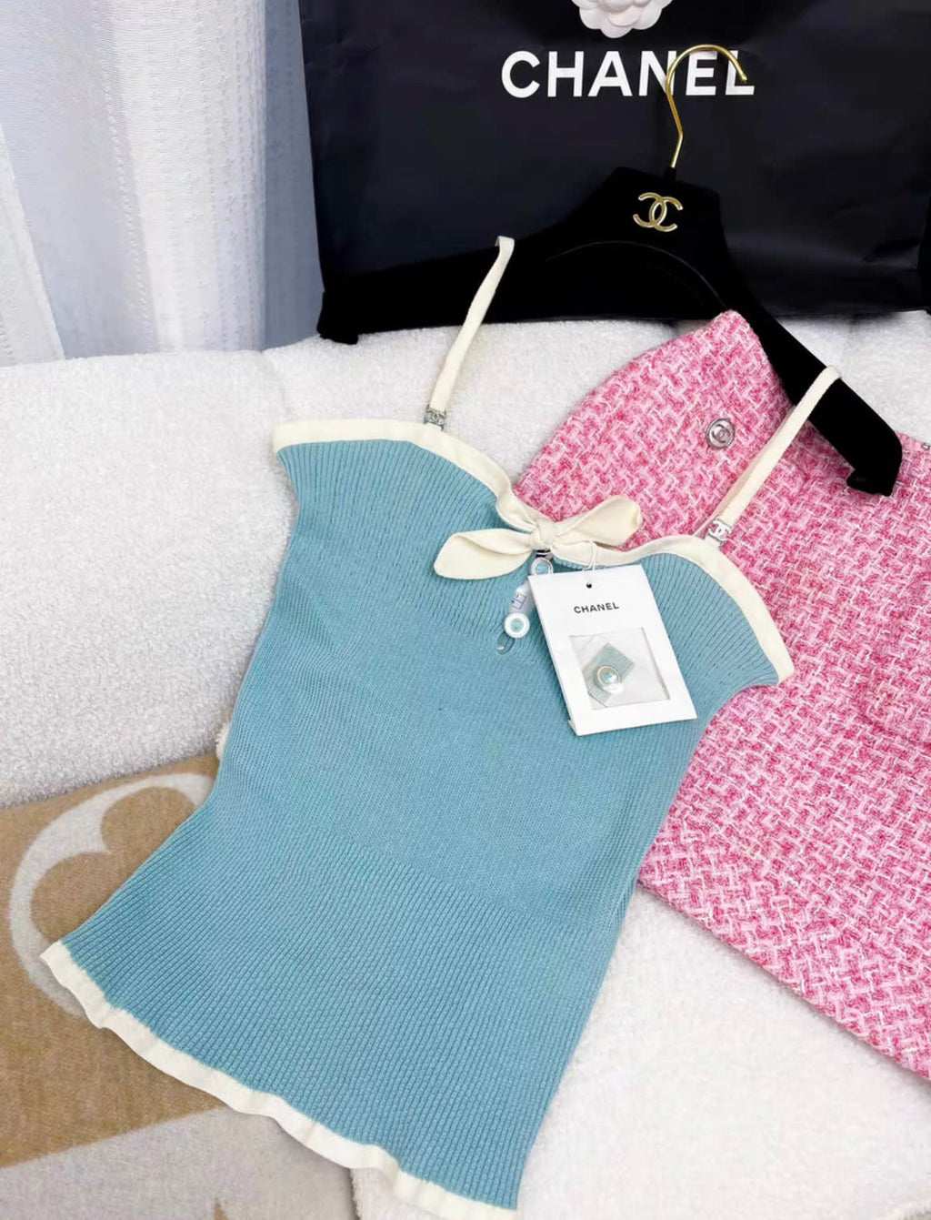 Chanel 22 top
